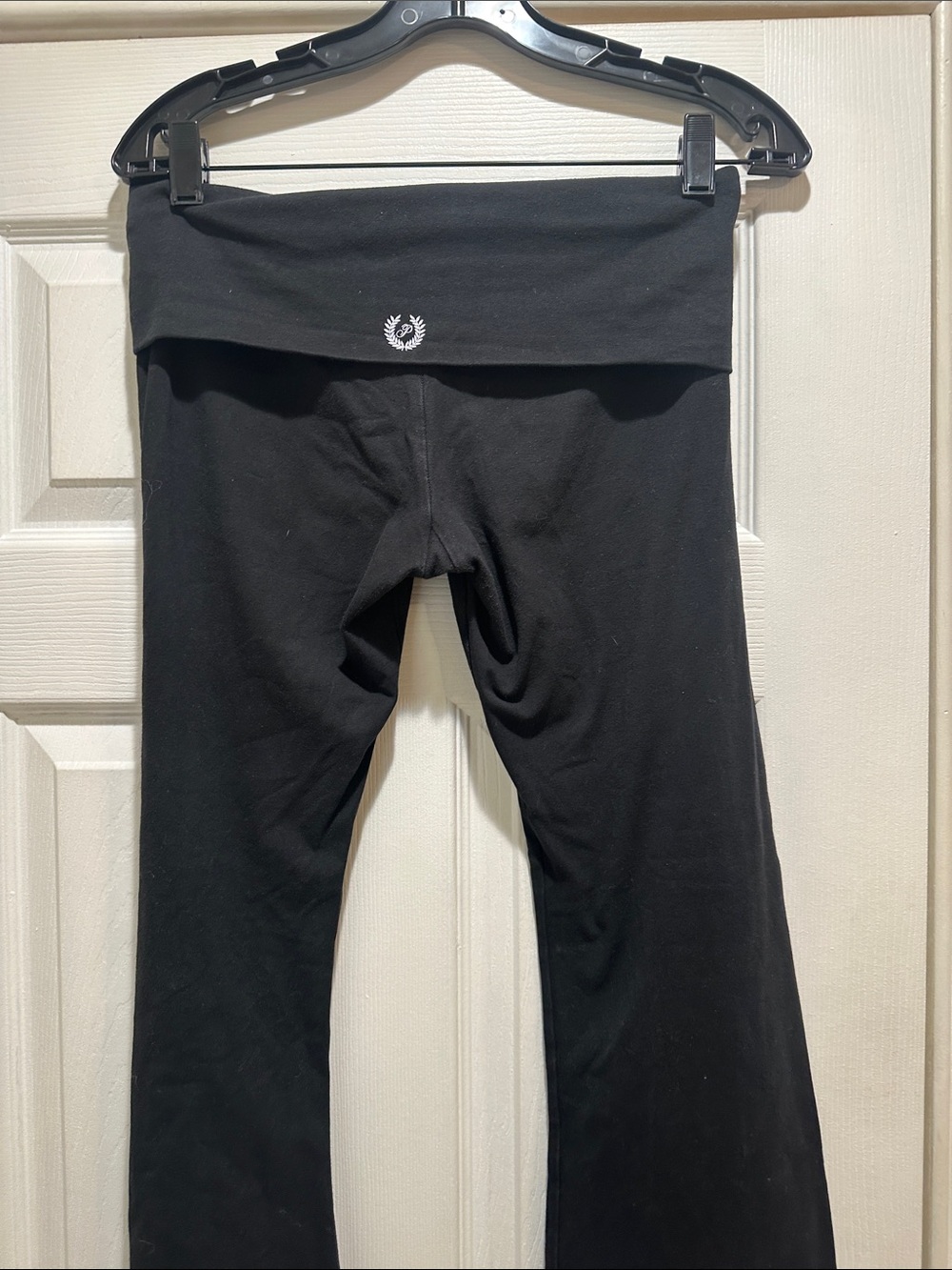 PINK Victoria's Secret Black Fold-Over Waist Yoga Pants - Picture 9 of 12